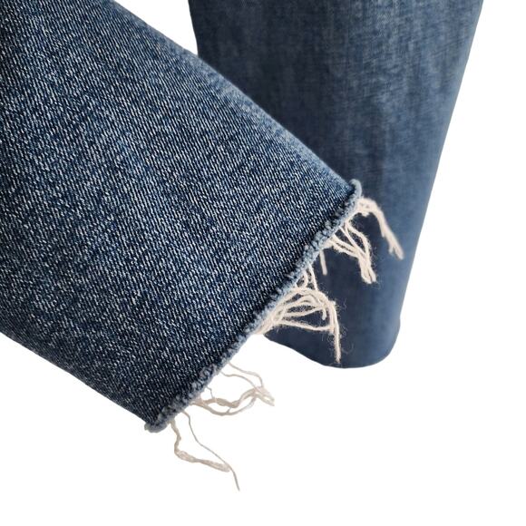 Abercrombie & Fitch Curve Love High Rise Mom Jean Denim Jeans Size 24 R / 37 - Picture 5 of 8